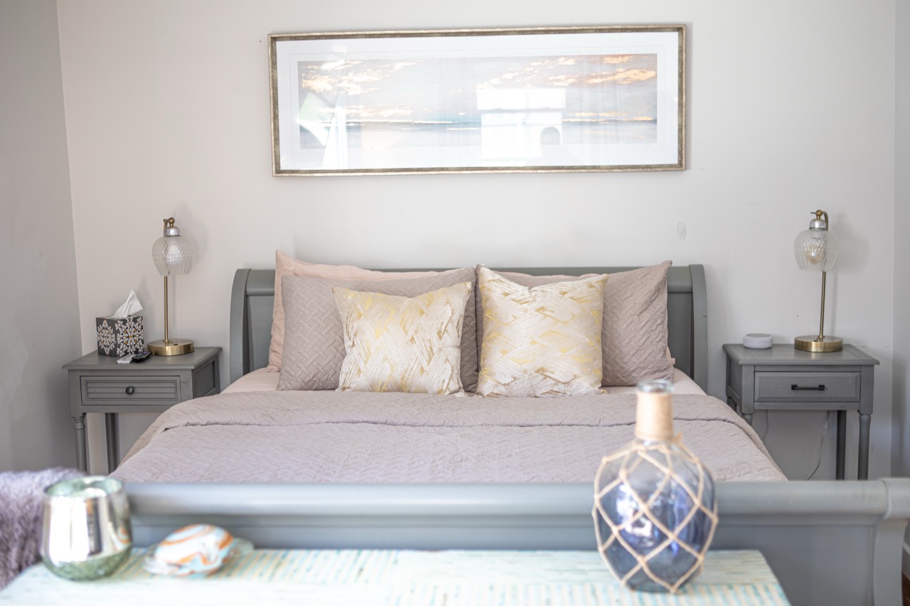 Guest house bathroom